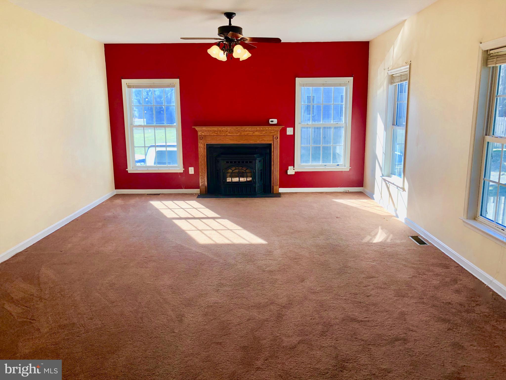 14611 Round Hill Road King George, VA 22485 - Photo 8 of 18 Gallery Image 8