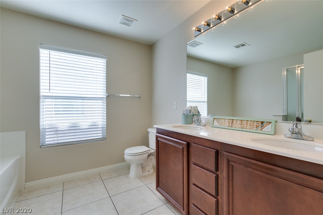 1147 Cathedral Ridge Street Henderson, NV 89052 - Photo 17 of 40 Gallery Image 17