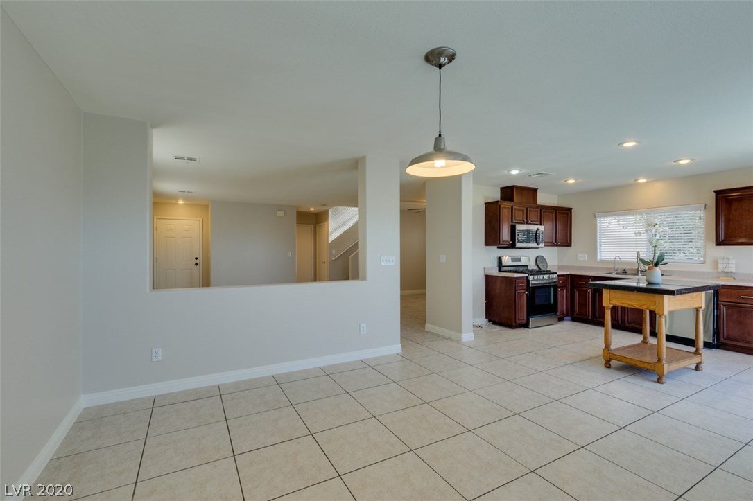 1147 Cathedral Ridge Street Henderson, NV 89052 - Photo 26 of 40 Gallery Image 26