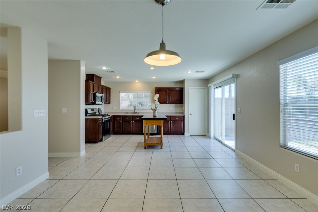 1147 Cathedral Ridge Street Henderson, NV 89052 - Photo 28 of 40 Gallery Image 28