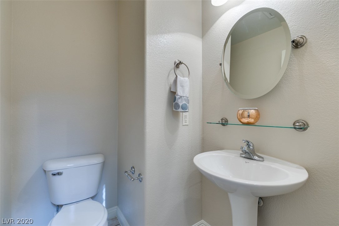 1147 Cathedral Ridge Street Henderson, NV 89052 - Photo 33 of 40 Gallery Image 33