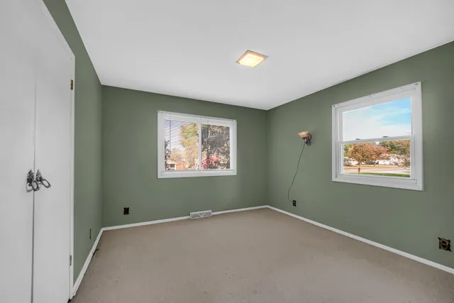 $225,500 | 25 East Hoehn Street, Wheatfield, IN 46392