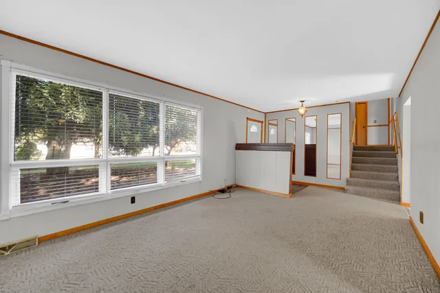 $225,500 | 25 East Hoehn Street, Wheatfield, IN 46392