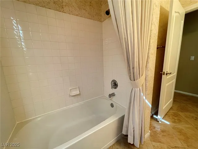 $1,650 | 700 Carnegie Street, Unit 1222, Henderson, NV 89052