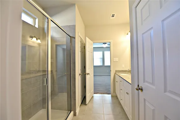 $1,895 | 544 John Muir Trail, Leander, TX 78641