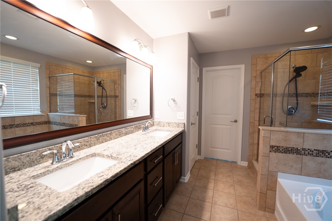 65 Melody Drive Pooler, GA 31322 - Photo 19 of 44 Primary Bathroom