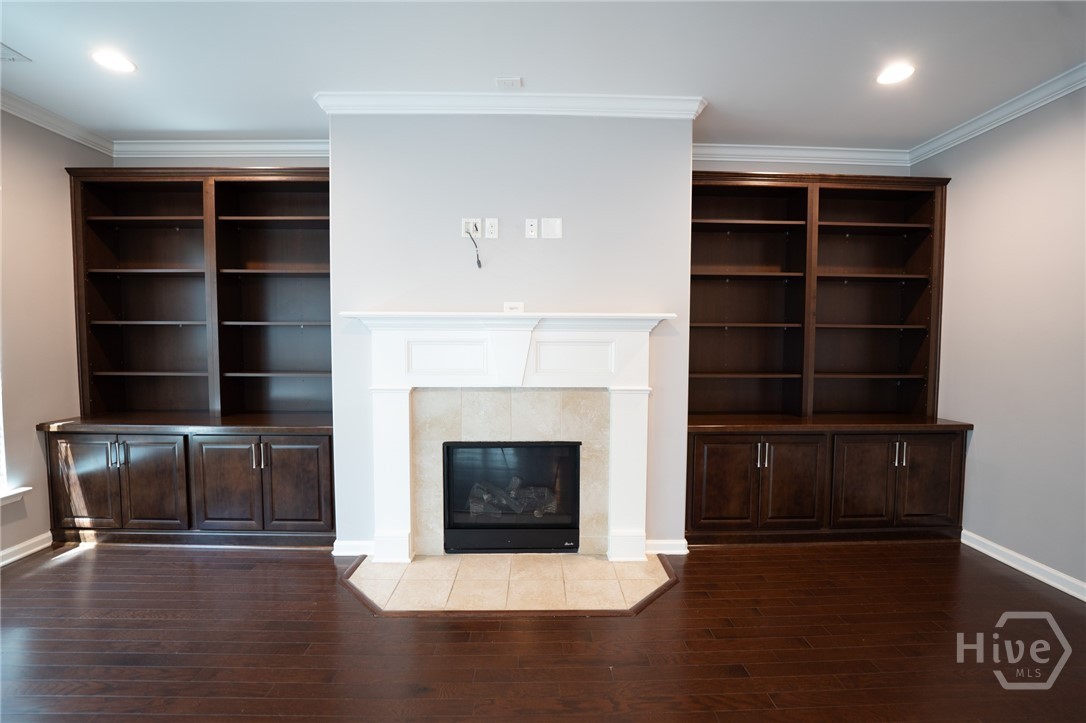 65 Melody Drive Pooler, GA 31322 - Photo 7 of 44 Built ins in Great Room
