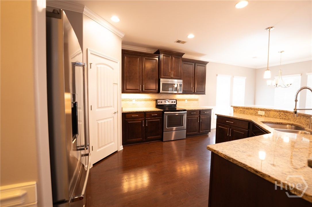 65 Melody Drive Pooler, GA 31322 - Photo 8 of 44 Kitchen