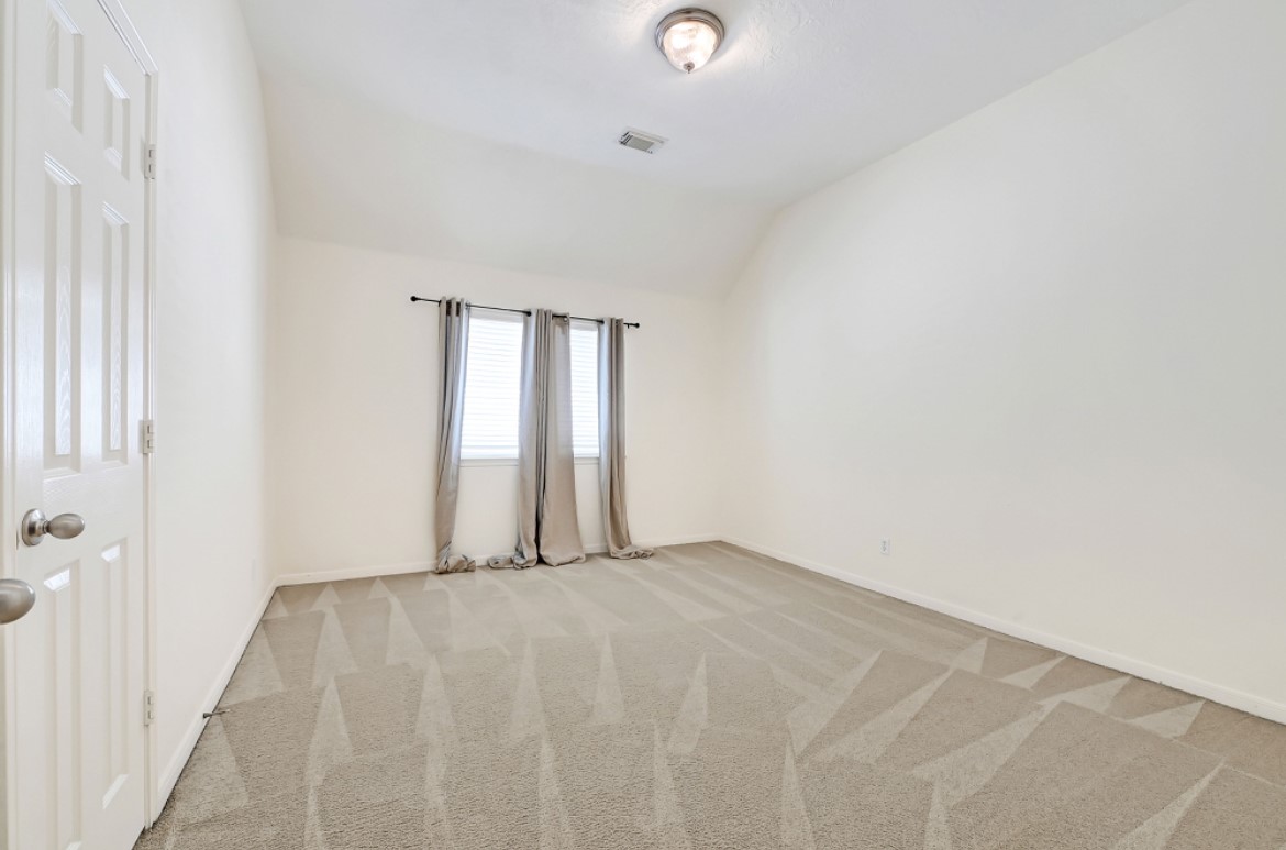 3306 Colleville Sur Mer Lane Spring, TX 77388 - Photo 30 of 40 a view of an empty room and window