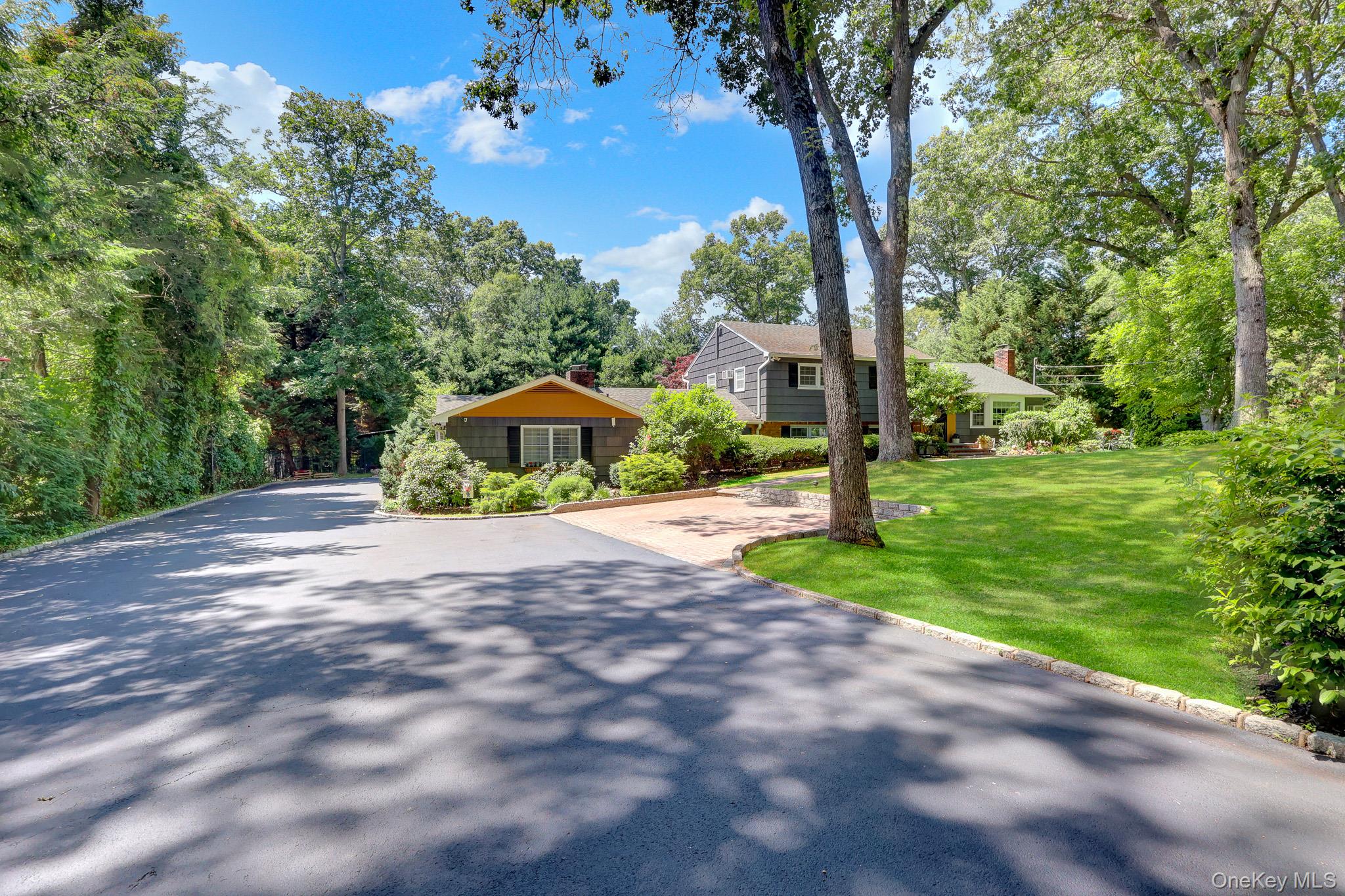 121 Old Field Road Huntington, NY 11743 - Photo 4 of 38