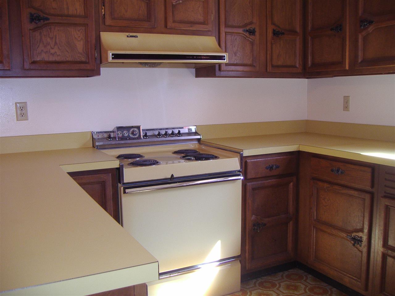 7766 Ridgemont Drive Newburgh, IN 47630 - Photo 8 of 33 Gallery Image 8