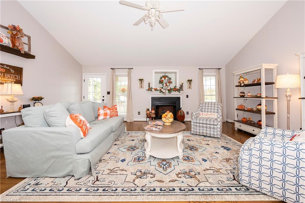 681 Massey Road Reidsville, NC 27320 - Photo 5 of 50 Gallery Image 5