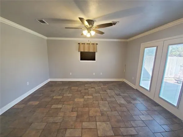 $2,400 | 112 Stockfleth Street, Belle Chasse, LA 70037