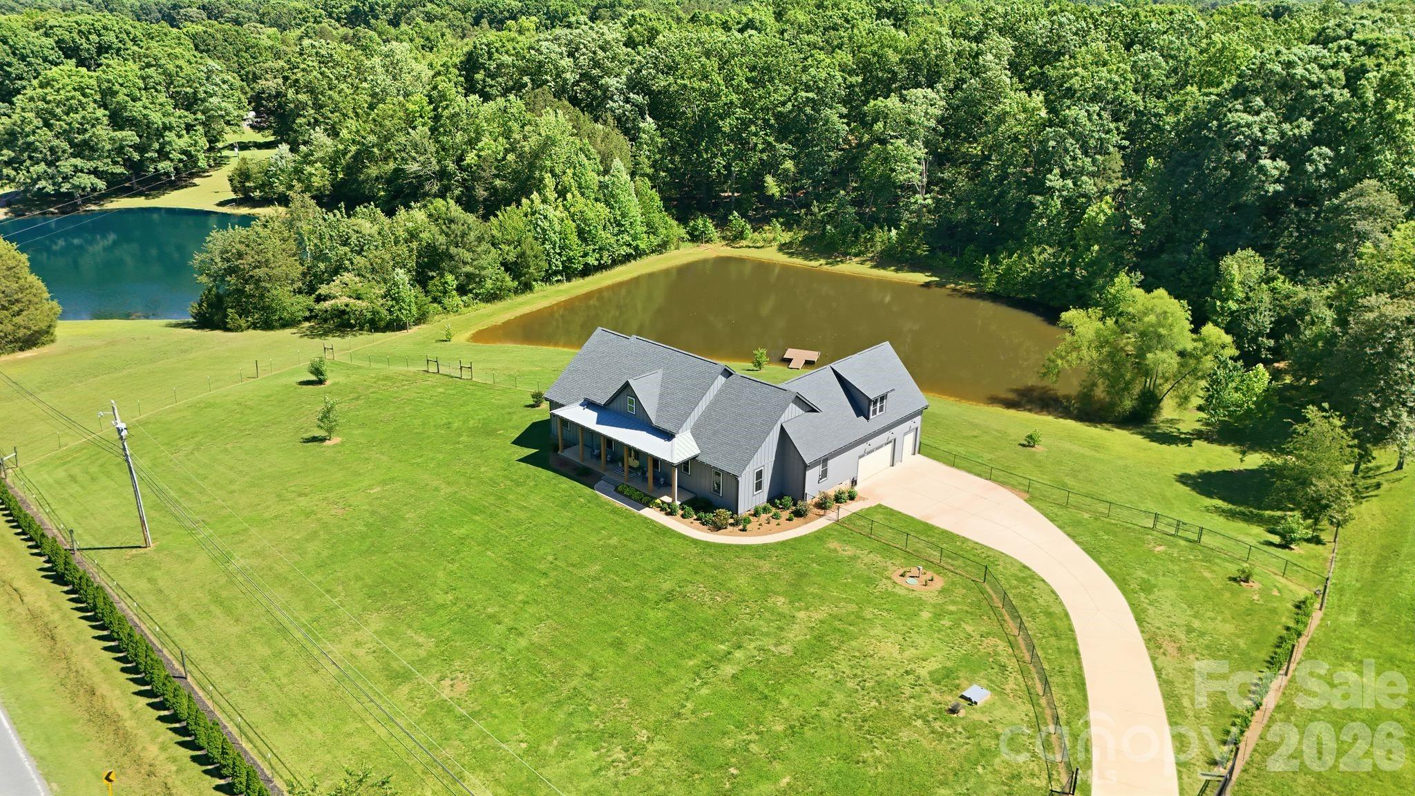1881 East Maiden Road Maiden, NC 28650 - Photo 4 of 46