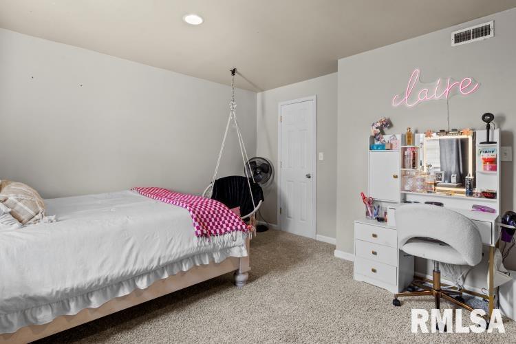 3716 Carney Boulevard Springfield, IL 62712 - Photo 24 of 36