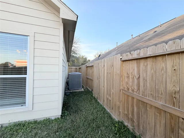 $2,250 | 5730 Landon Creek Lane, Katy, TX 77449