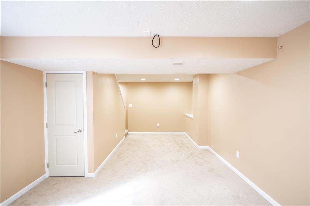 248 Long Ridge Drive Coraopolis, PA 15108 - Photo 20 of 25 Gallery Image 20