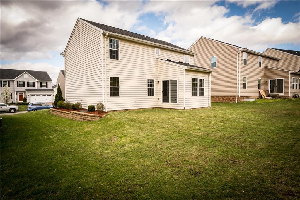 248 Long Ridge Drive Coraopolis, PA 15108 - Photo 4 of 25 Gallery Image 4