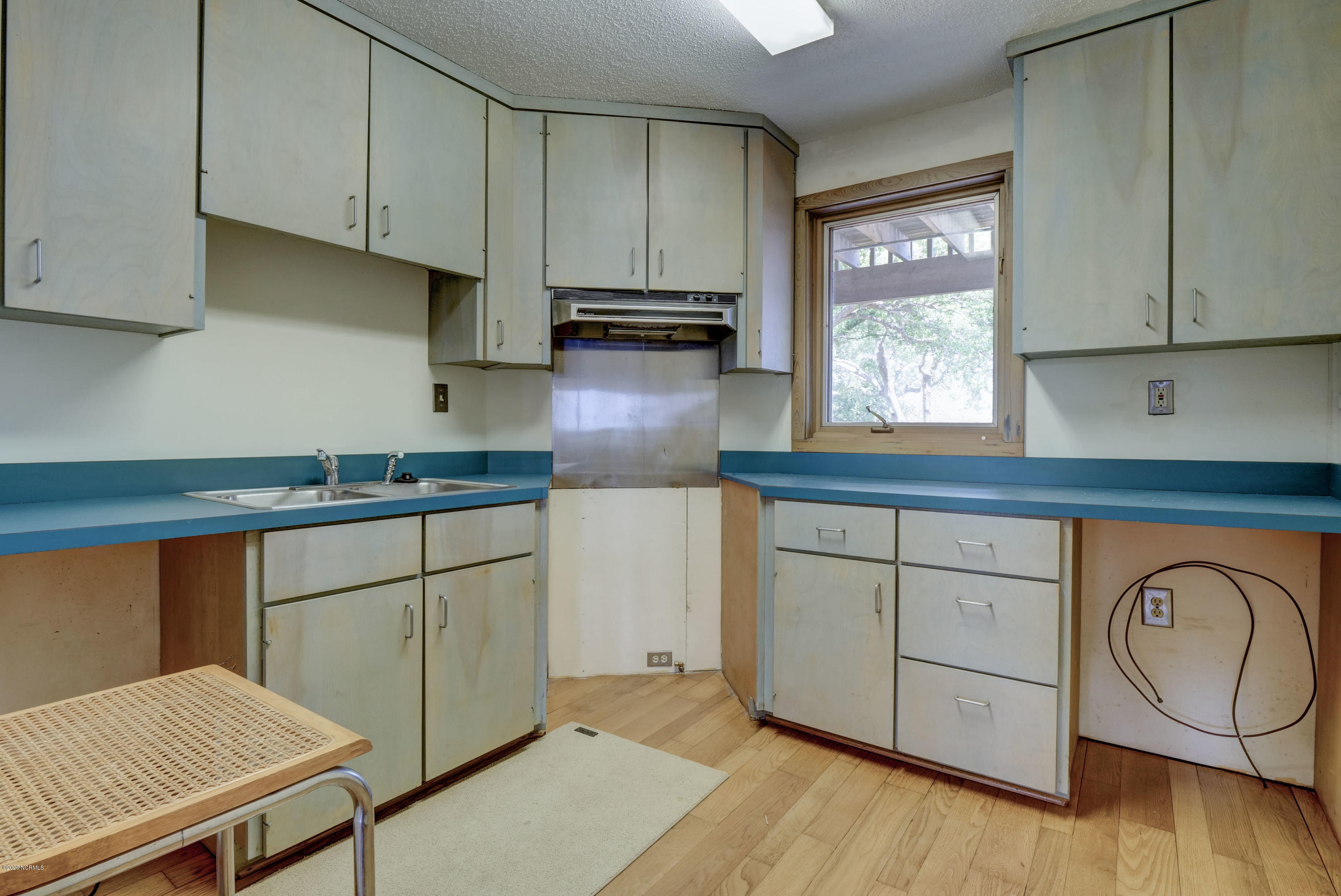 5550 Peden Point Road Wilmington, NC 28409 - Photo 39 of 62 Studio Apartment - Kitchen