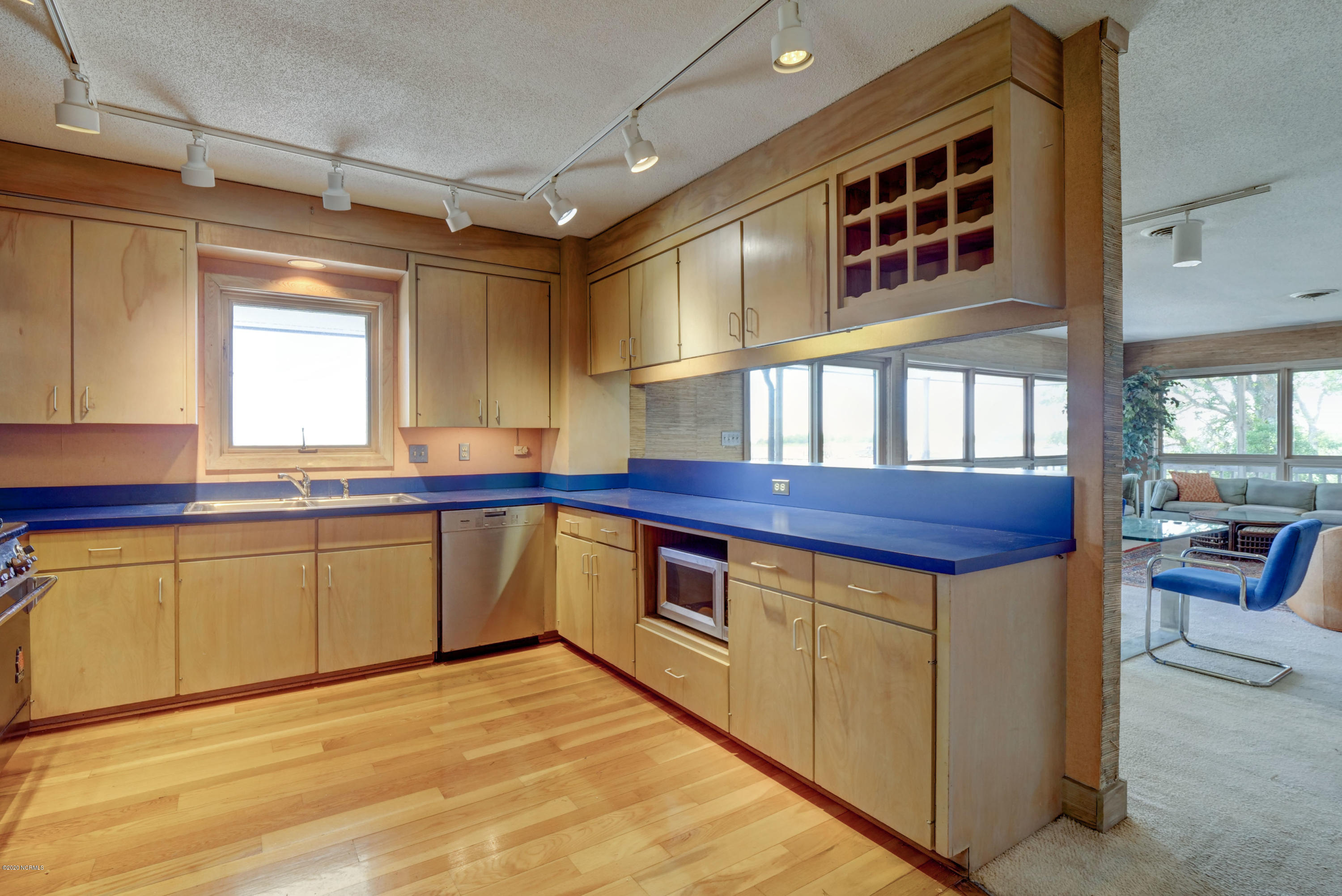 5550 Peden Point Road Wilmington, NC 28409 - Photo 9 of 62 Kitchen