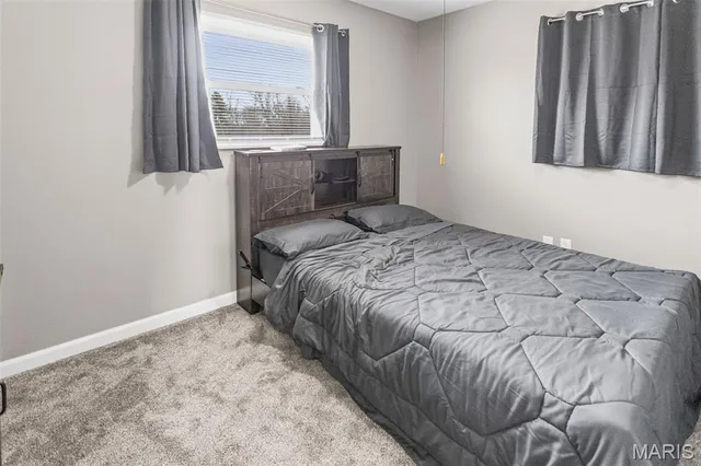 $209,900 | 5916 Dogwood Lane, Godfrey, IL 62035