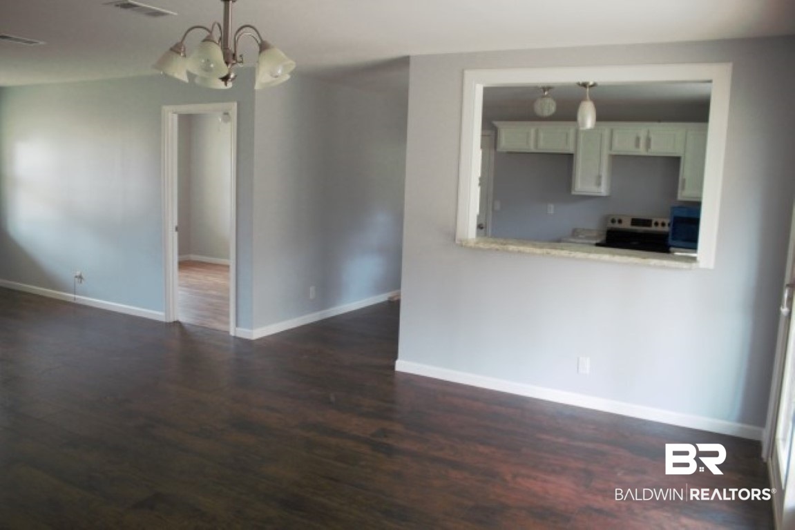 510 South Juniper Street Foley, AL 36535 - Photo 8 of 23