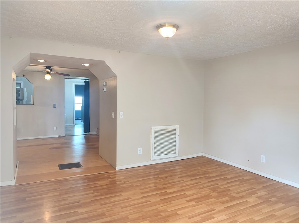 111 East Elizabeth Street Waterloo, NY 13165 - Photo 9 of 41