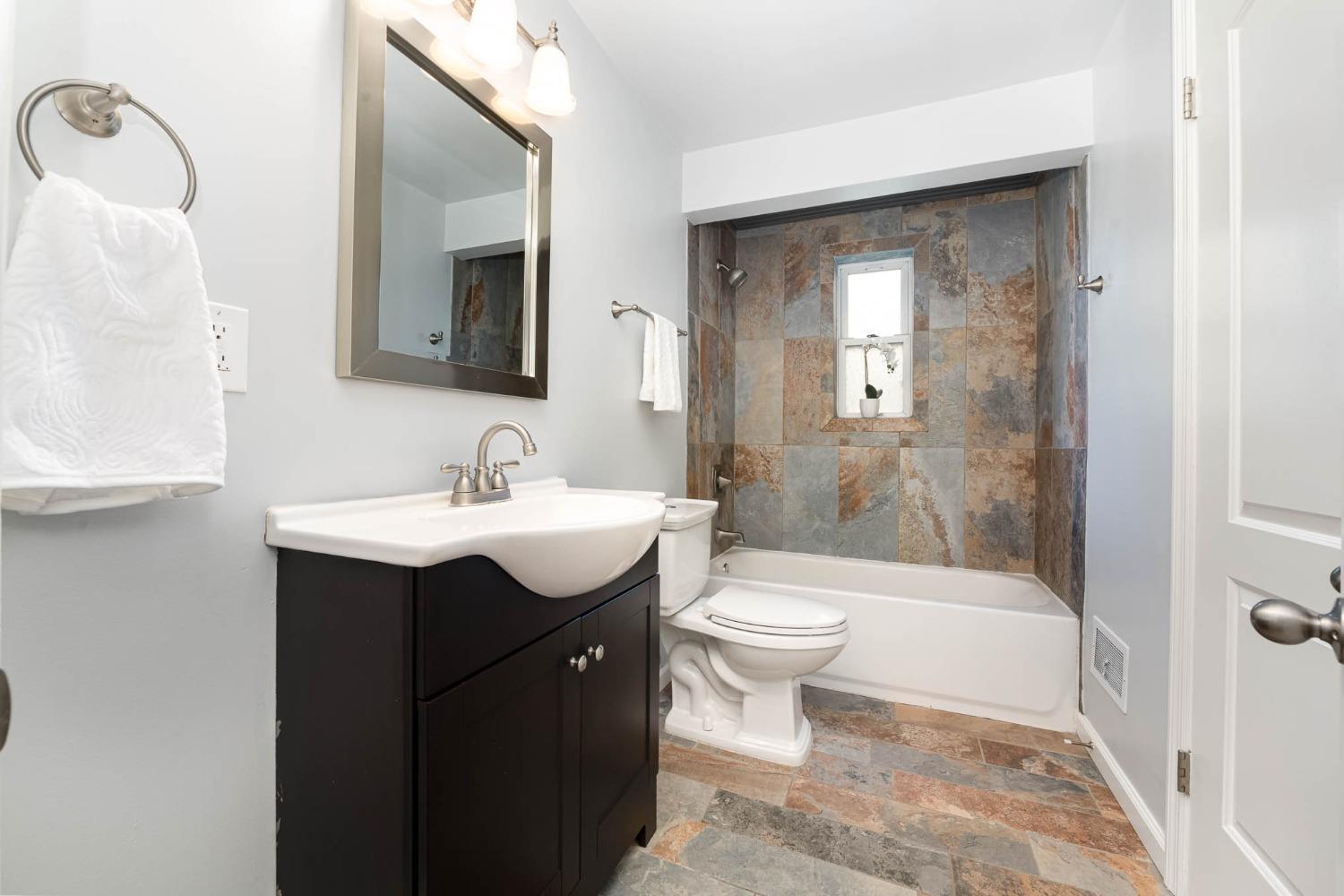 428 Kings Mills Road Mason, OH 45040 - Photo 17 of 24