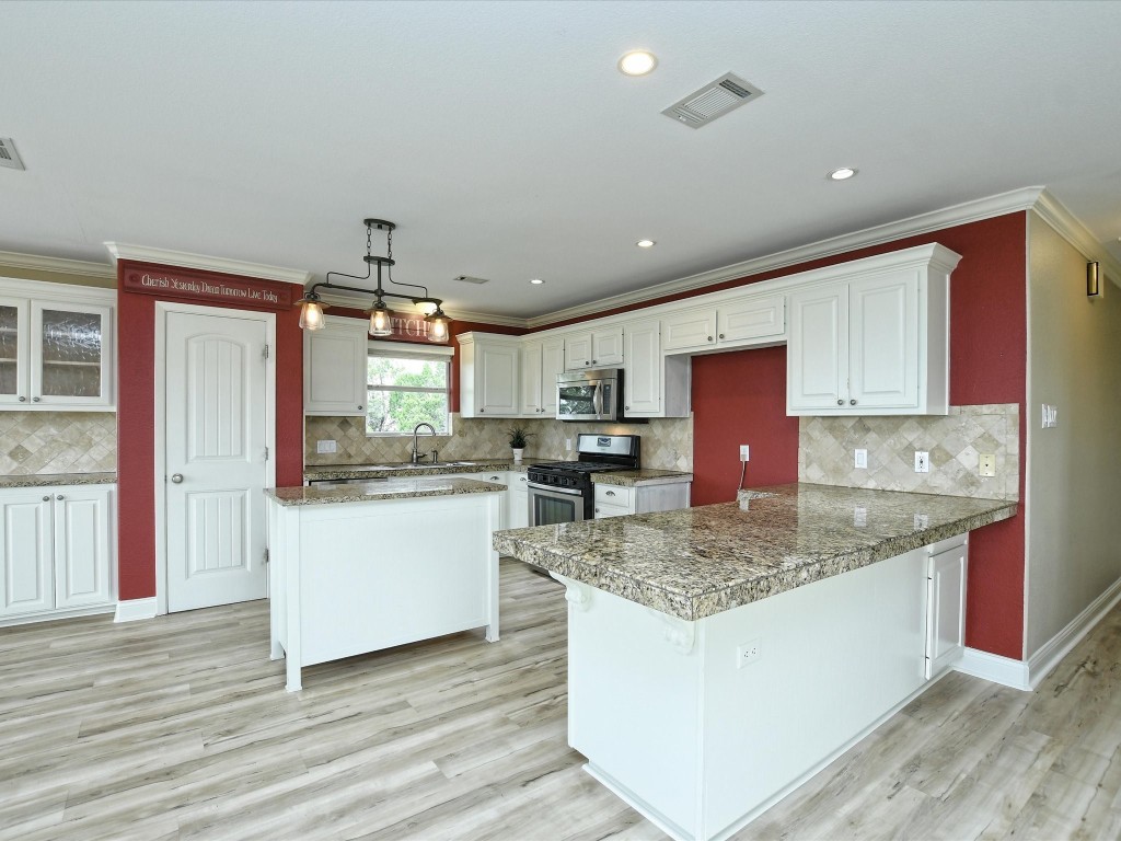 7606 Bar K Ranch Road Lago Vista, TX 78645 - Photo 18 of 25