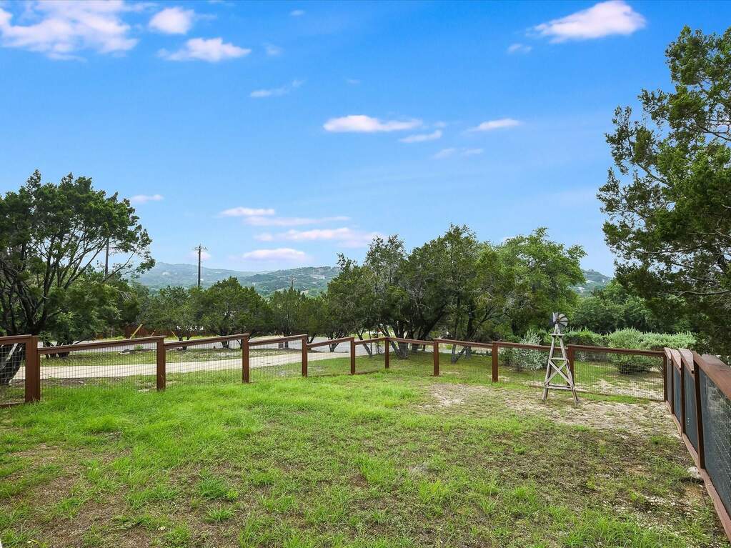 7606 Bar K Ranch Road Lago Vista, TX 78645 - Photo 4 of 25