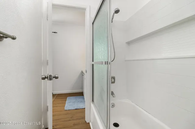 a bathroom with a tub