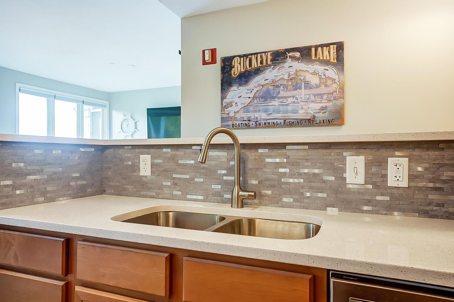 4401 Hunts Landing Road, Unit 301 Hebron, OH 43025 - Photo 14 of 41 Large updated galley kitchen
