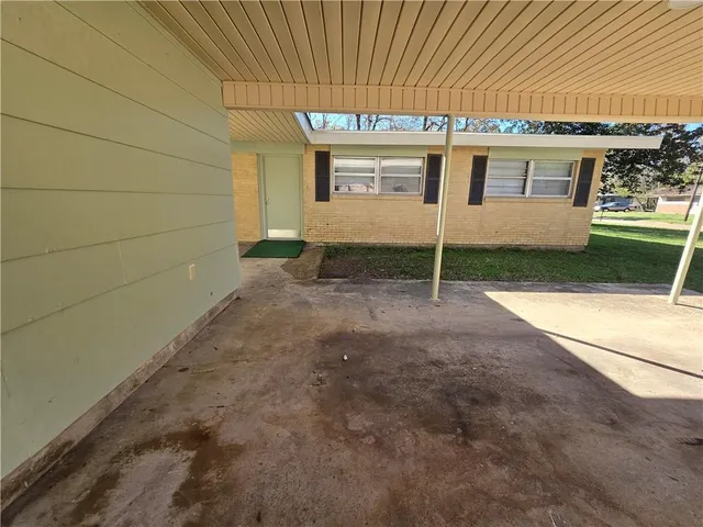 $124,900 | 1715 Roscommon Drive, Alexandria, LA 71303