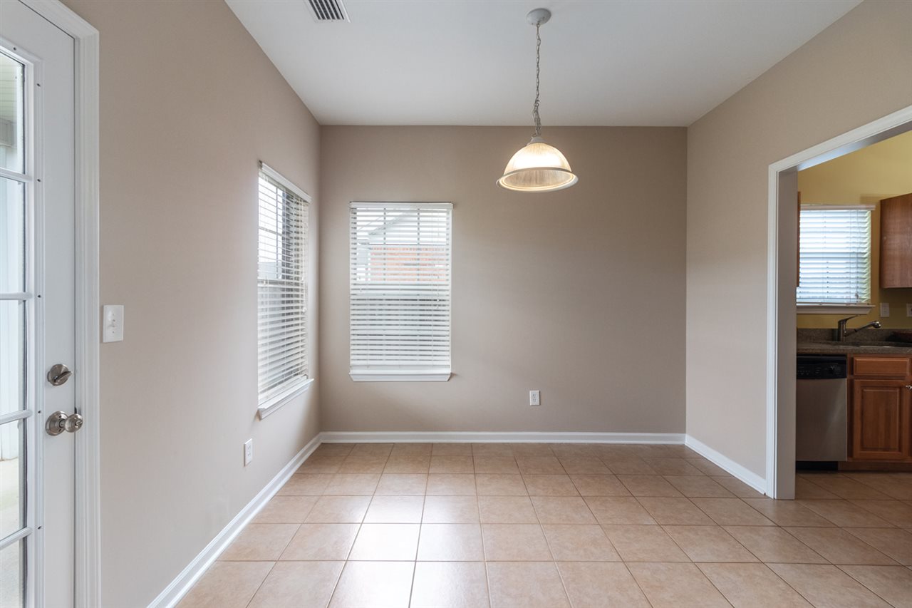 6883 Crimson Ridge Street Gulf Shores, AL 36542 - Photo 7 of 23 Dining Room