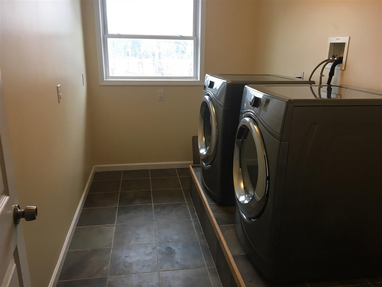 101 Aspen Woods Road Perth, NY 12010 - Photo 27 of 35 Photo 27