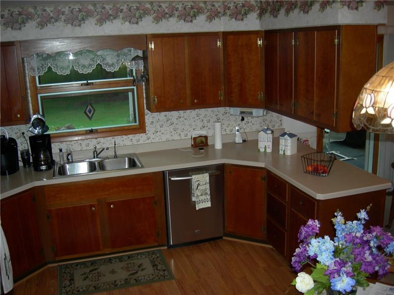 60 Gibson Way Clark, PA 16113 - Photo 11 of 21 Gallery Image 11