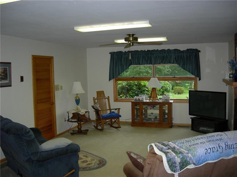 60 Gibson Way Clark, PA 16113 - Photo 14 of 21 Gallery Image 14