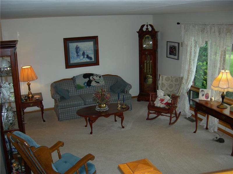 60 Gibson Way Clark, PA 16113 - Photo 6 of 21 Gallery Image 6