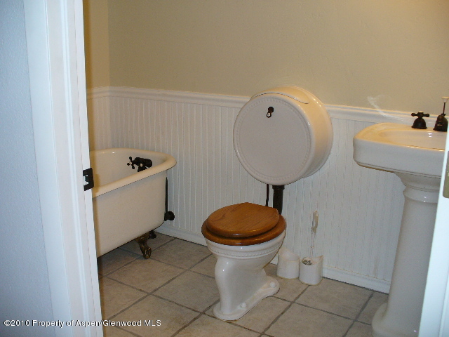 2381 46.5 Road De Beque, CO 81630 - Photo 6 of 21 5