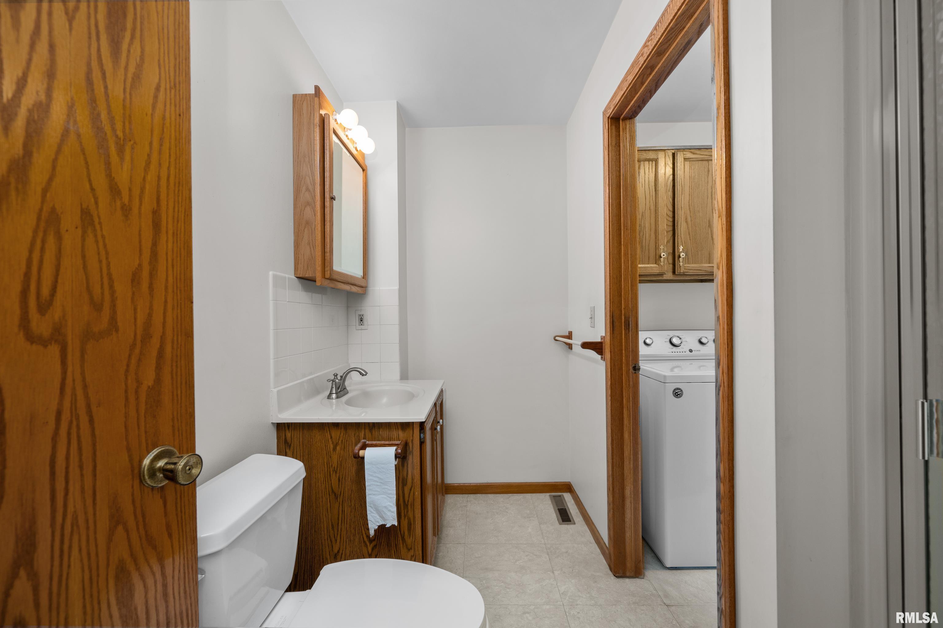 28832 Saxon Road Galva, IL 61434 - Photo 19 of 32 Gallery Image 19