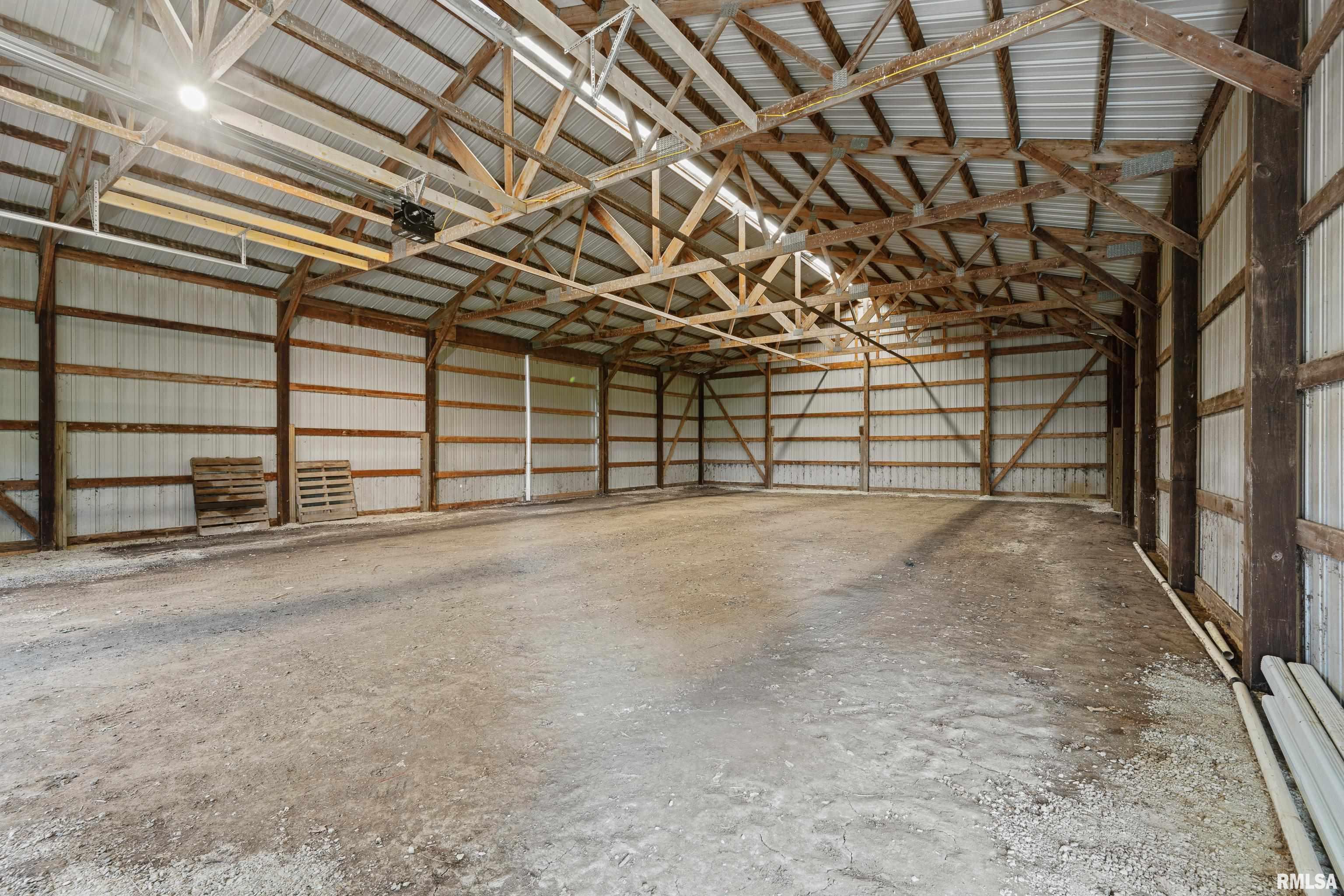 28832 Saxon Road Galva, IL 61434 - Photo 5 of 32 Gallery Image 5