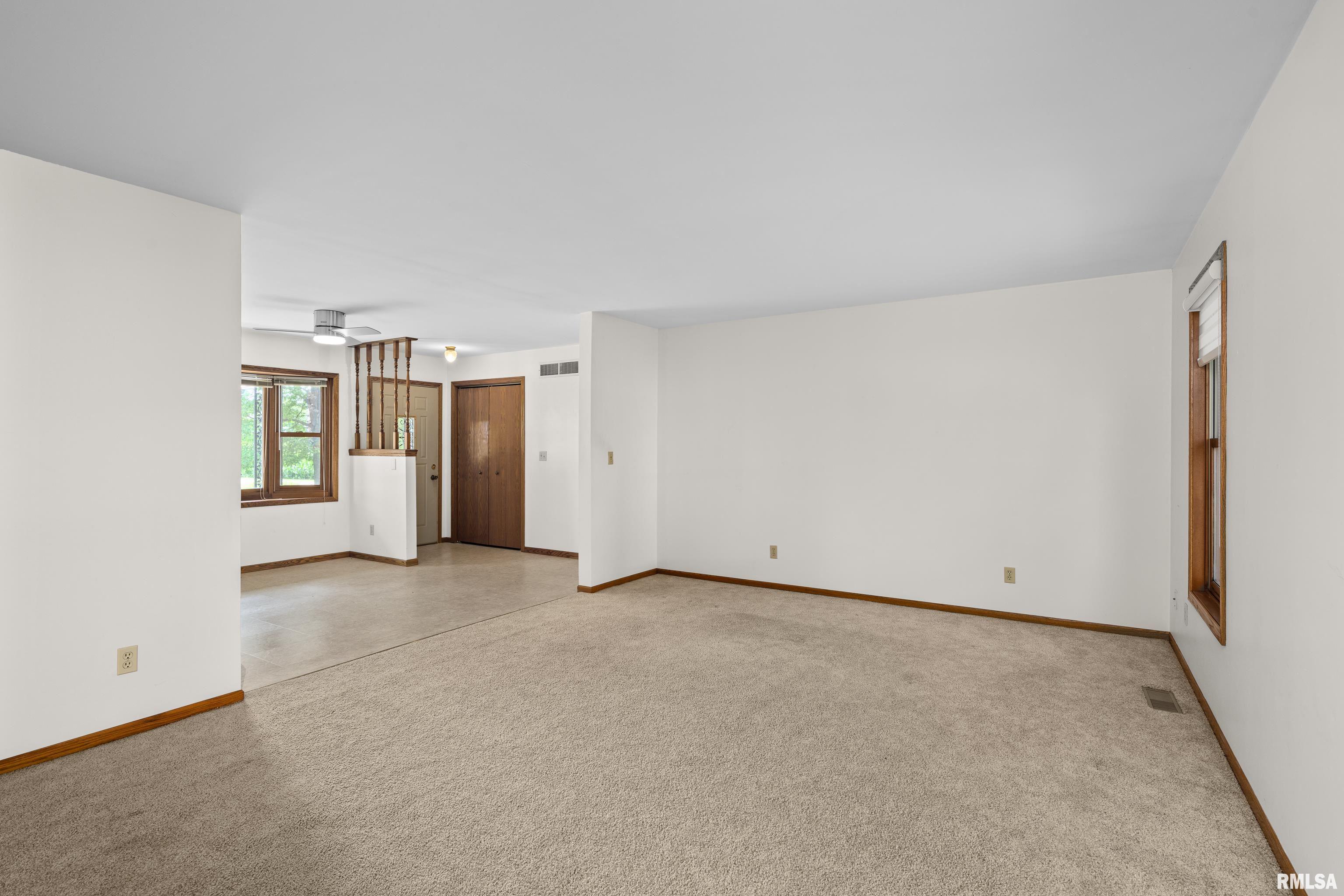 28832 Saxon Road Galva, IL 61434 - Photo 7 of 32 Gallery Image 7