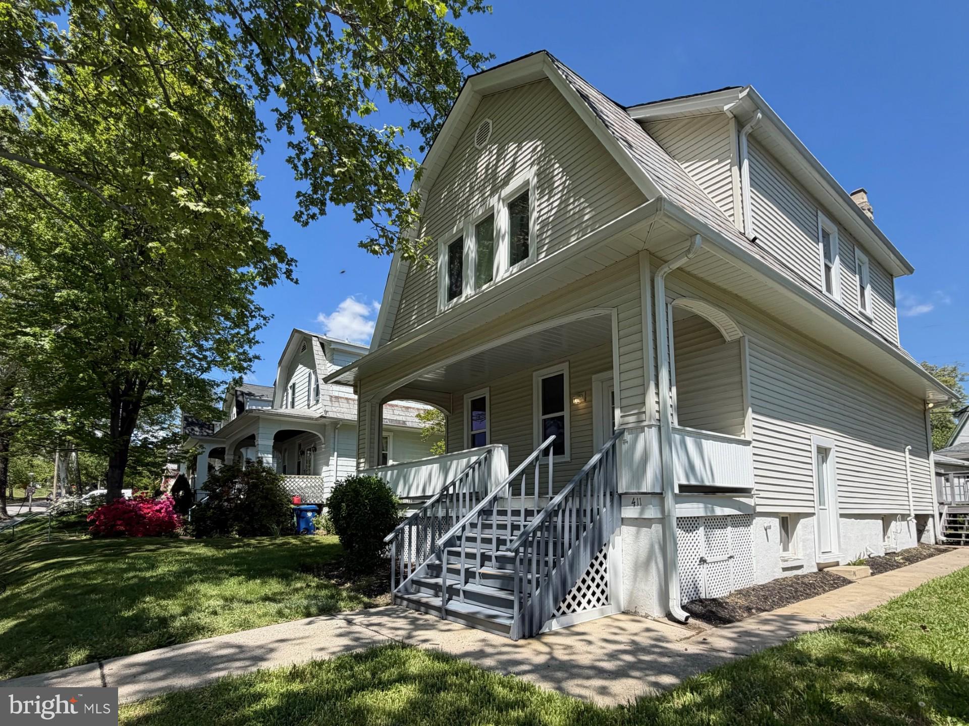 411 North Rock Glen Road Baltimore, MD 21229 - Photo 3 of 5