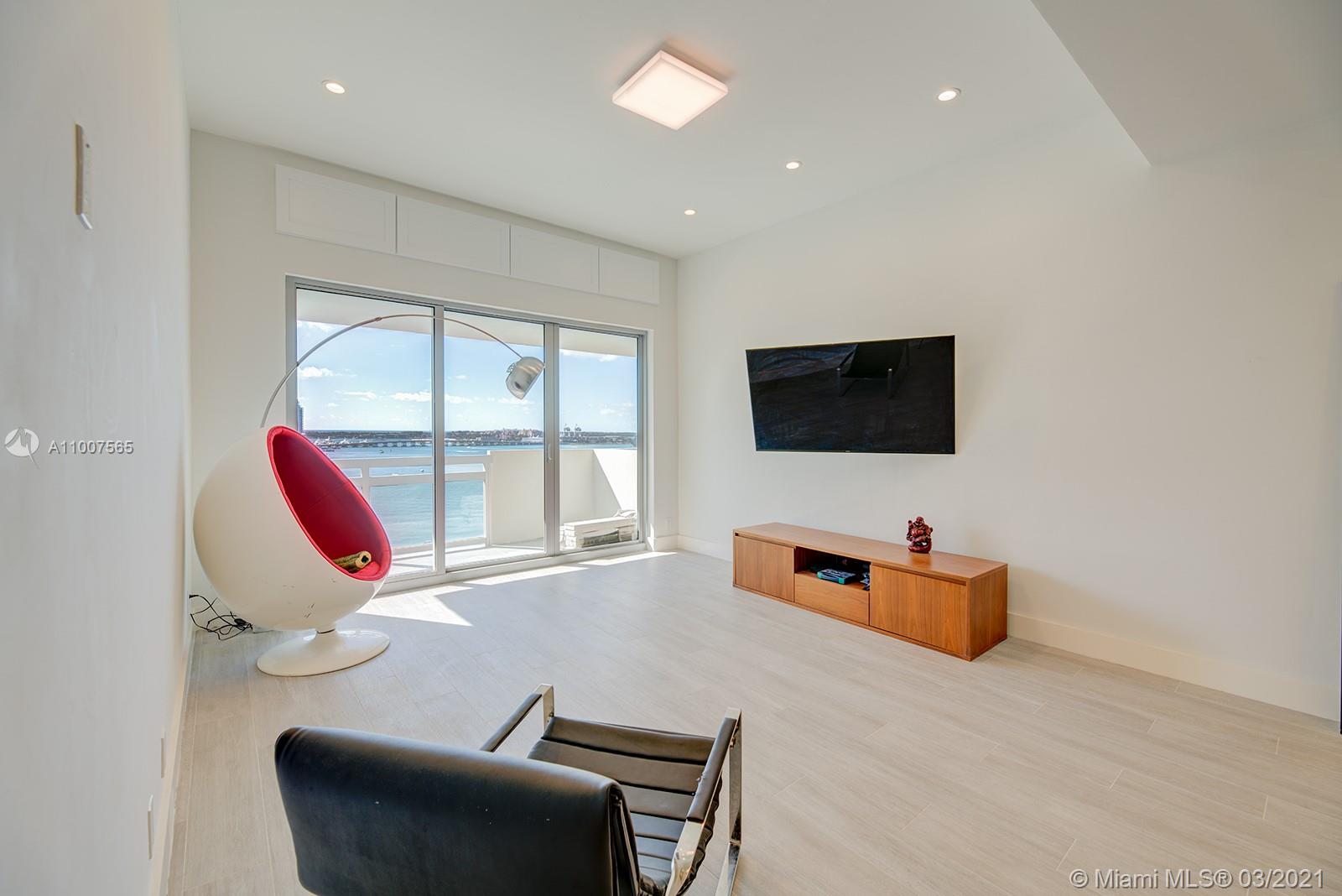 1500 Bay Road, Unit 1526S Miami Beach, FL 33139 - Photo 7 of 25
