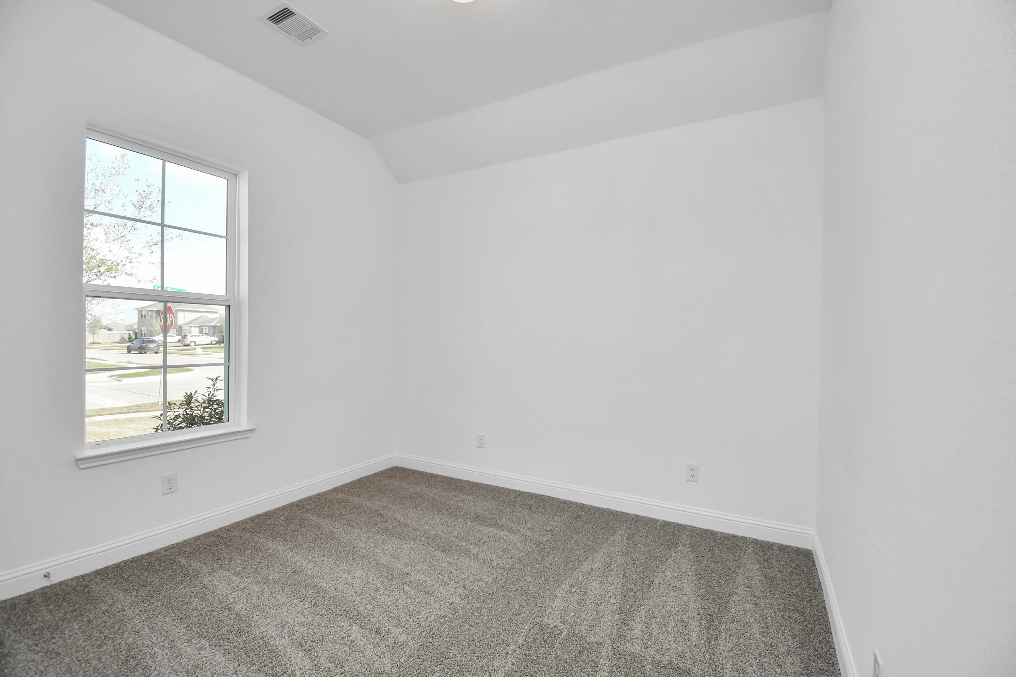 6226 Lost Rdg Lane Richmond, TX 77469 - Photo 11 of 38