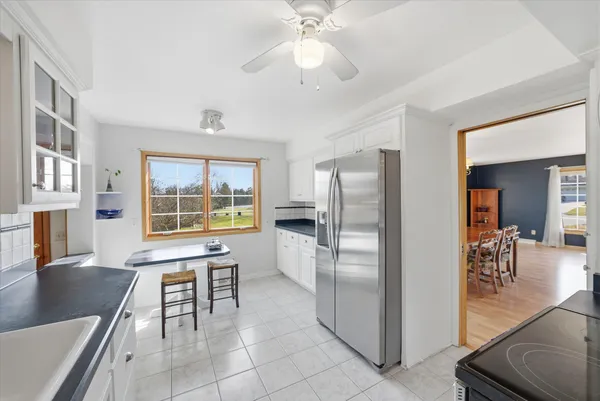 $565,000 | 2340 Alta Louise Parkway, Brookfield, WI 53045