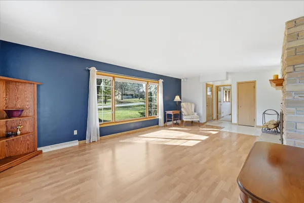 $565,000 | 2340 Alta Louise Parkway, Brookfield, WI 53045