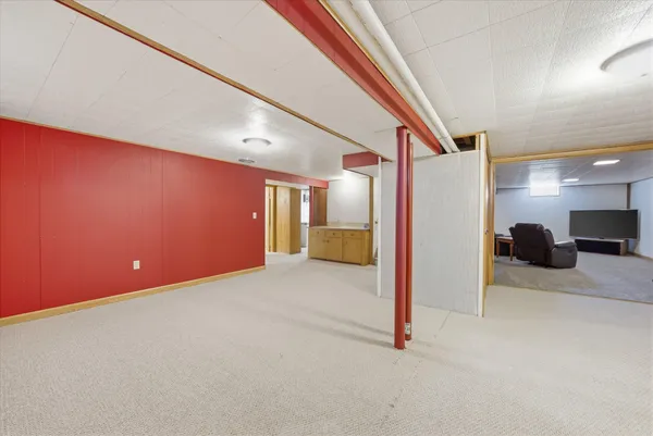 $565,000 | 2340 Alta Louise Parkway, Brookfield, WI 53045