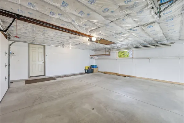 $565,000 | 2340 Alta Louise Parkway, Brookfield, WI 53045