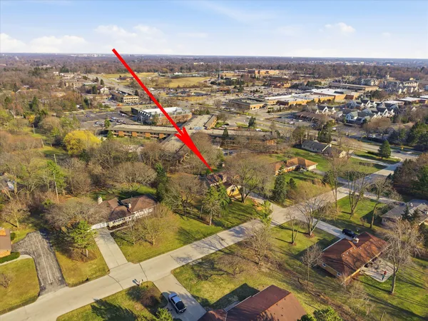 $565,000 | 2340 Alta Louise Parkway, Brookfield, WI 53045